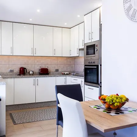 Appartement Ocean Panorama - 3 Ac Bedrooms, Private Garage, Pool, 2 Bathrooms, Tv Channels