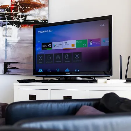 Ocean Panorama - 3 Ac Bedrooms, Private Garage, Pool, 2 Bathrooms, Tv Channels