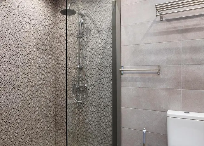 Ocean Panorama - 3 Ac Bedrooms, Private Garage, Pool, 2 Bathrooms, Tv Channels