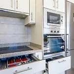 Appartement Ocean Panorama - 3 Ac Bedrooms, Private Garage, Pool, 2 Bathrooms, Tv Channels *