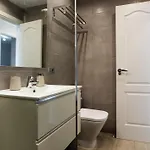 Ocean Panorama - 3 Ac Bedrooms, Private Garage, Pool, 2 Bathrooms, Tv Channels