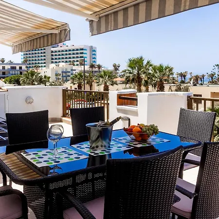 Ocean Panorama - 3 Ac Bedrooms, Private Garage, Pool, 2 Bathrooms, Tv Channels Apartamento Acantilado de los Gigantes