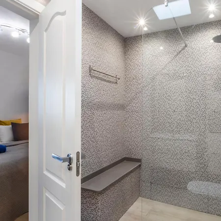 Apartamento Ocean Panorama - 3 Ac Bedrooms, Private Garage, Pool, 2 Bathrooms, Tv Channels *