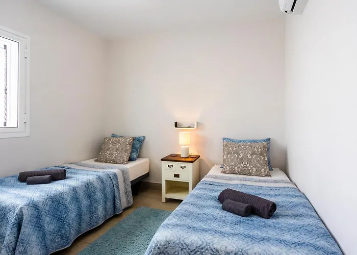 Διαμέρισμα Ocean Panorama - 3 Ac Bedrooms, Private Garage, Pool, 2 Bathrooms, Tv Channels Acantilado de los Gigantes