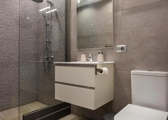 Ocean Panorama - 3 Ac Bedrooms, Private Garage, Pool, 2 Bathrooms, Tv Channels Acantilado de los Gigantes